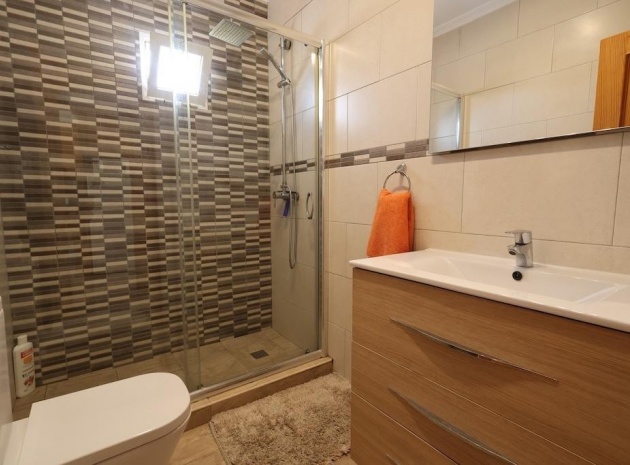 Resale - Villa - Orihuela - La Zenia