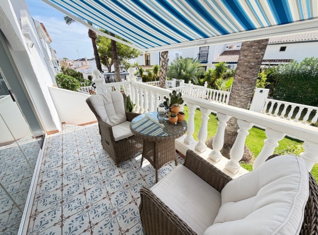 Wiederverkauf - Villa - Orihuela - Villamartin