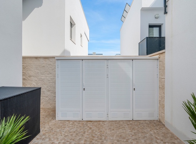 Återförsäljning - Villa - Orihuela - Orihuela Centro