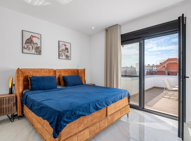 Återförsäljning - Villa - Orihuela - Orihuela Centro