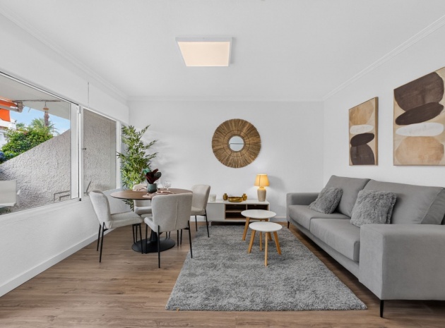 Wederverkoop - Villa - Orihuela - Villamartin