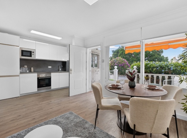 Wederverkoop - Villa - Orihuela - Villamartin