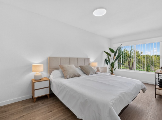 Wederverkoop - Villa - Orihuela - Villamartin