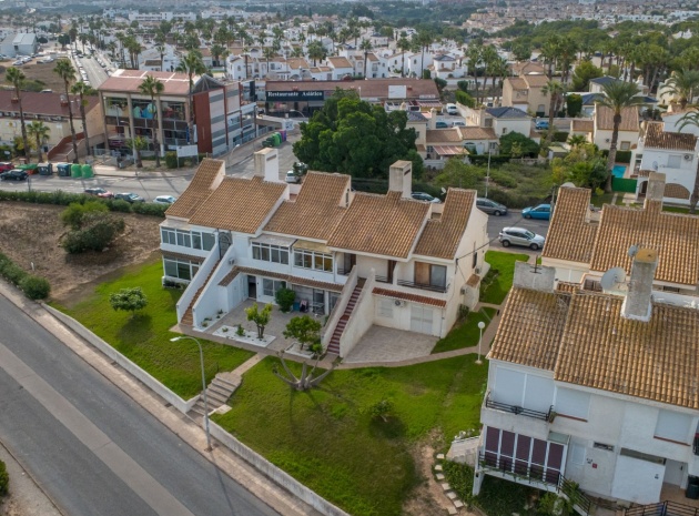 Wederverkoop - Villa - Orihuela - Villamartin