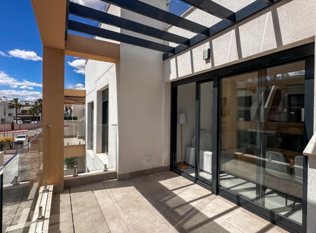 Wiederverkauf - Villa - Orihuela - Orihuela Costa