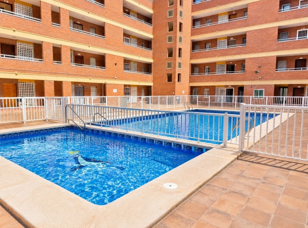 Resale - Apartment - Torrevieja - Torrevieja Centro