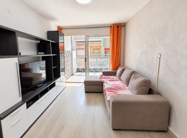 Resale - Apartment - Torrevieja - Torrevieja Centro