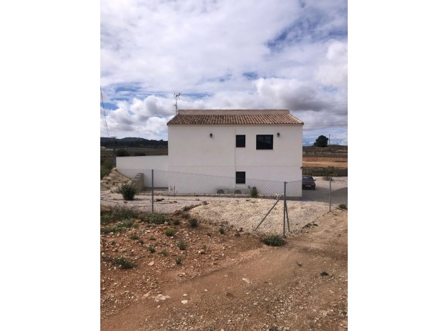 Wiederverkauf - Villa - Pinoso - Pinoso Centro