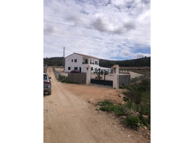 Wiederverkauf - Villa - Pinoso - Pinoso Centro
