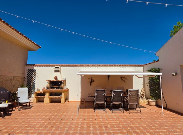Wiederverkauf - Villa - Pinoso - Pinoso Centro
