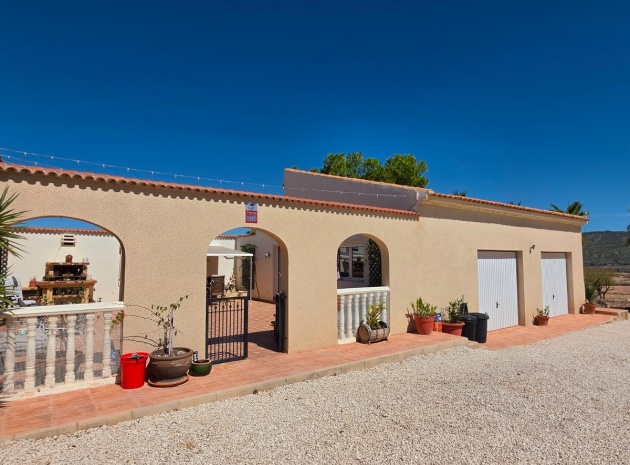 Wiederverkauf - Villa - Pinoso - Pinoso Centro