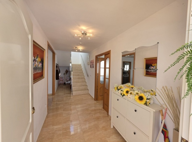 Återförsäljning - Villa - Pinoso - Pinoso Centro