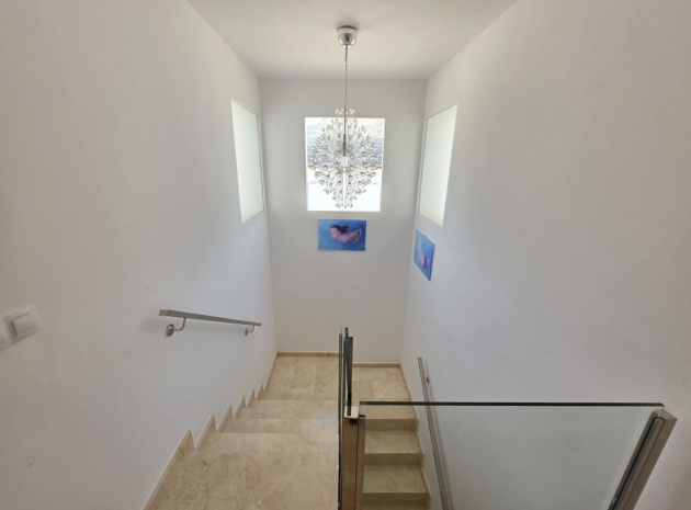 Återförsäljning - Villa - Pinoso - Pinoso Centro