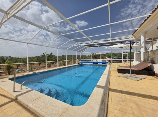 Återförsäljning - Villa - Pinoso - Pinoso Centro