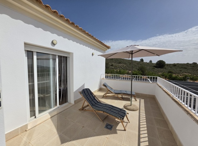 Återförsäljning - Villa - Pinoso - Pinoso Centro