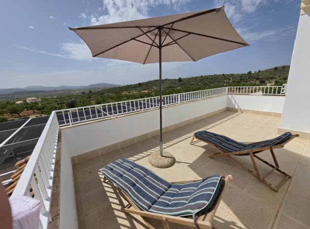Återförsäljning - Villa - Pinoso - Pinoso Centro