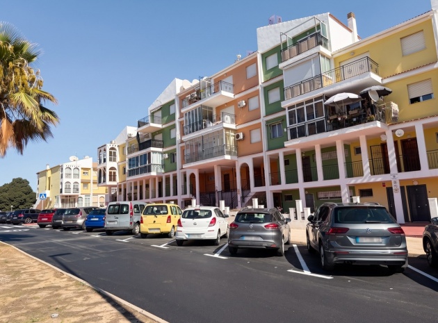 Återförsäljning - Lägenhet - Torrevieja - Torrevieja Centro