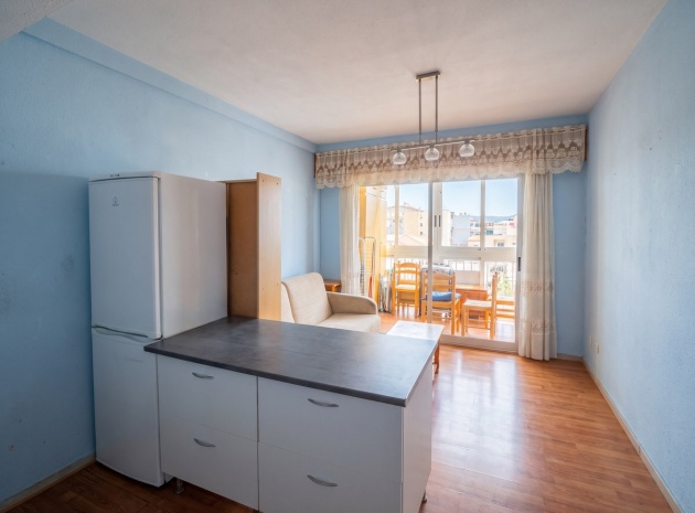 Återförsäljning - Lägenhet - Torrevieja - Torrevieja Centro