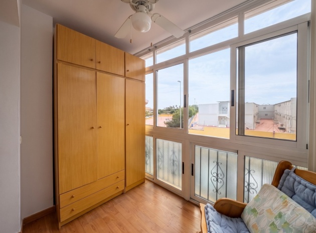 Återförsäljning - Lägenhet - Torrevieja - Torrevieja Centro
