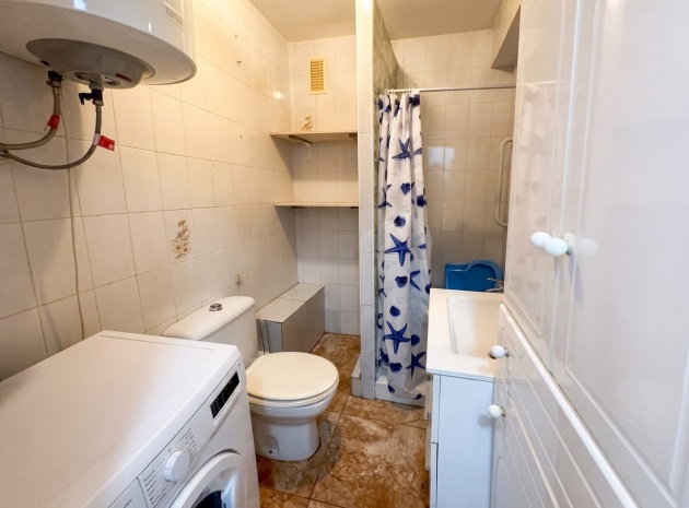 Återförsäljning - Lägenhet - Torrevieja - Torrevieja Centro