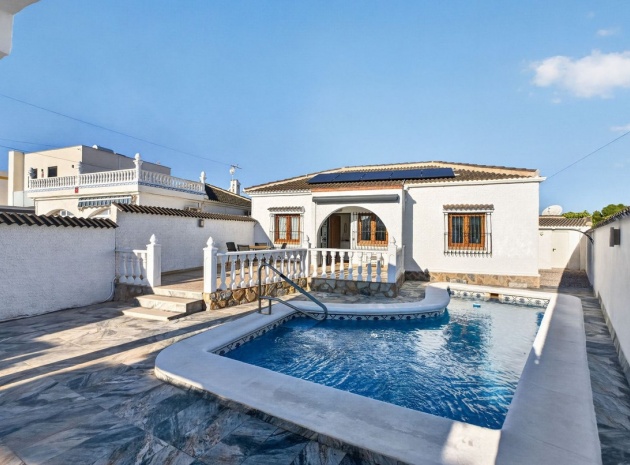 Wiederverkauf - Villa - Torrevieja - Torrevieja Centro