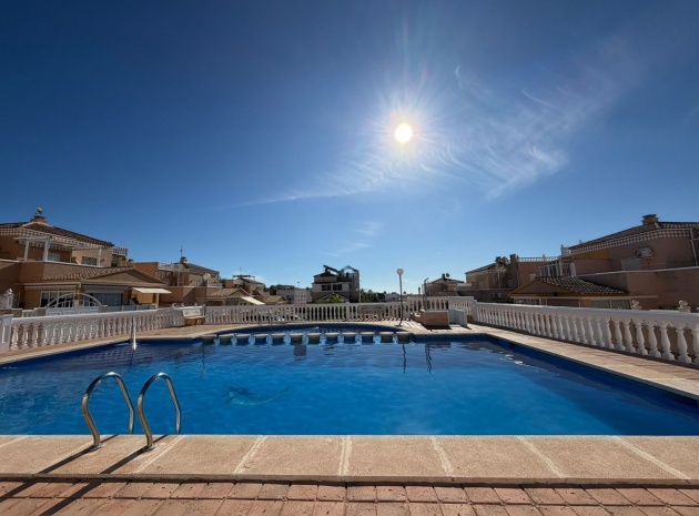 Återförsäljning - Lägenhet - Torrevieja - Torrevieja Centro