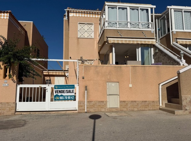 Återförsäljning - Lägenhet - Torrevieja - Torrevieja Centro