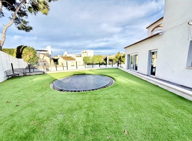 Wiederverkauf - Villa - Orihuela - Villamartin