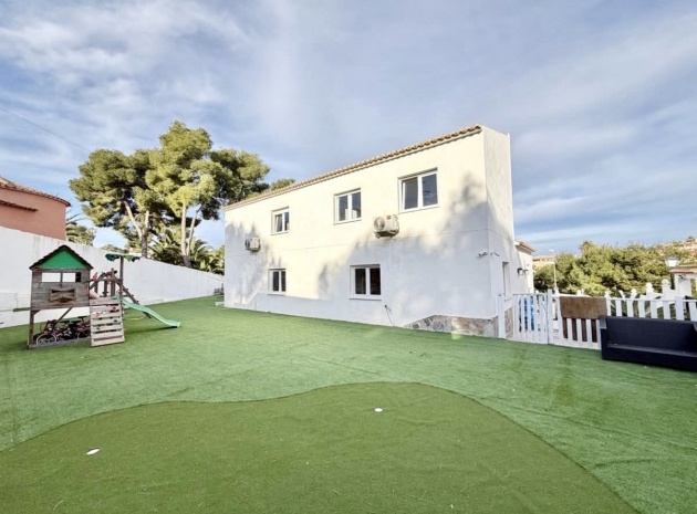 Wiederverkauf - Villa - Orihuela - Villamartin