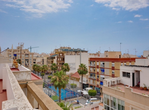 Återförsäljning - Lägenhet - Torrevieja - Torrevieja Centro