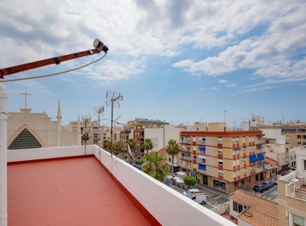 Återförsäljning - Lägenhet - Torrevieja - Torrevieja Centro