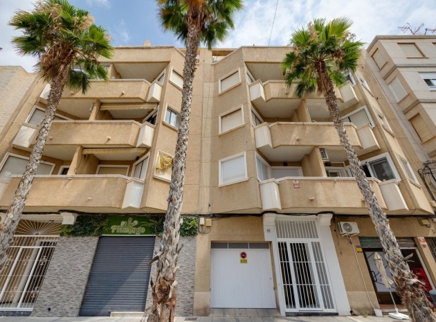 Återförsäljning - Lägenhet - Torrevieja - Torrevieja Centro