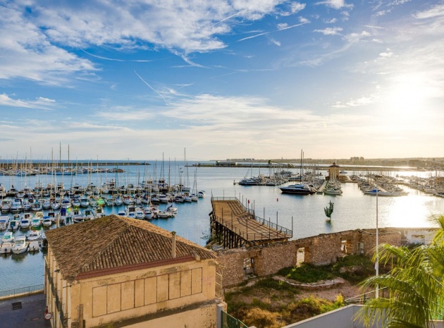 Återförsäljning - Lägenhet - Torrevieja - Torrevieja Centro