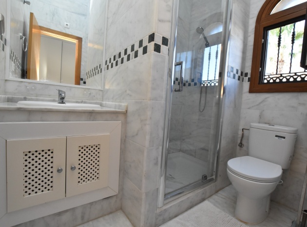 Återförsäljning - Villa - Algorfa - La Finca Golf Resort
