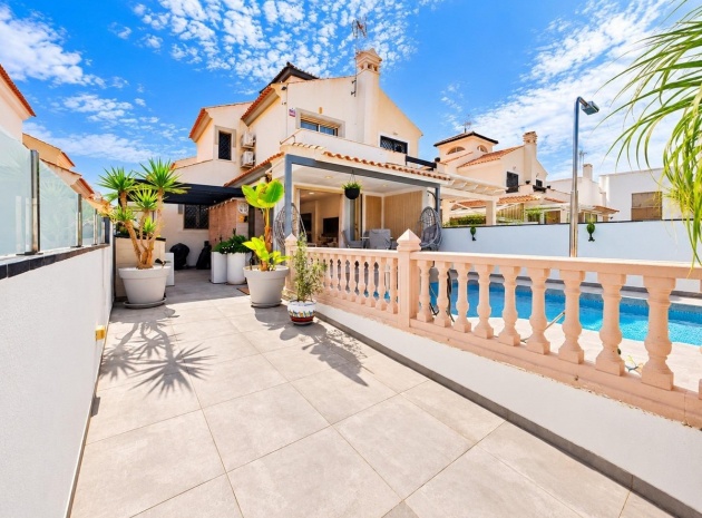 Wiederverkauf - Villa - Orihuela - Mil Palmeras