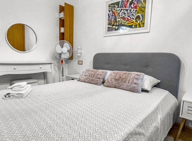Revente - Villa - Torrevieja - Torrevieja Centro