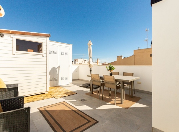 Återförsäljning - Lägenhet - Torrevieja - Torrevieja Centro