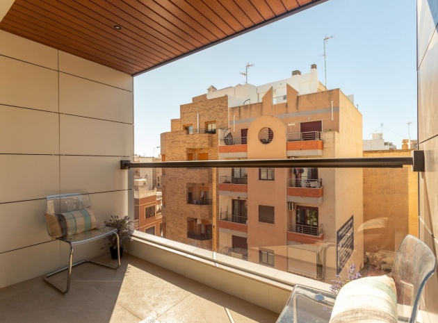 Återförsäljning - Lägenhet - Torrevieja - Torrevieja Centro