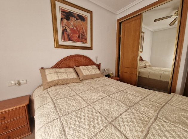 Wiederverkauf - Wohnung - Guardamar del Segura - El Eden