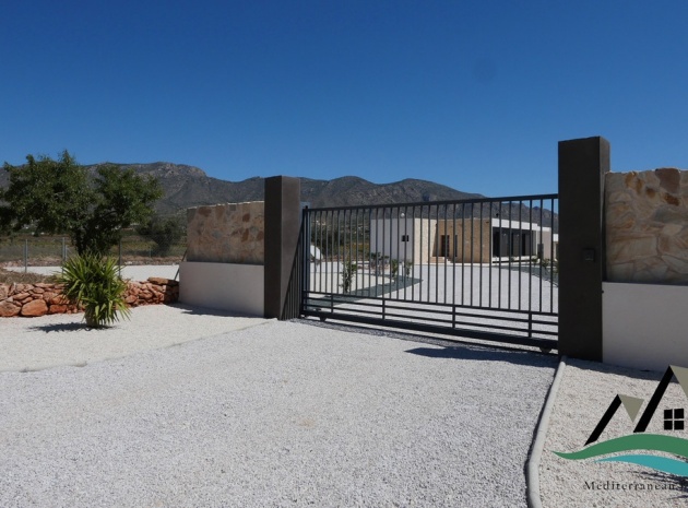 Wiederverkauf - Villa - Hondón de las Nieves - Hondón de las Nieves Centro