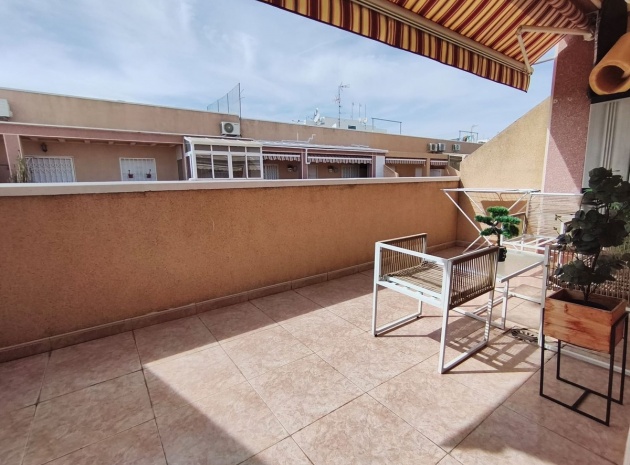 Återförsäljning - Lägenhet - Torrevieja - Torrevieja Centro
