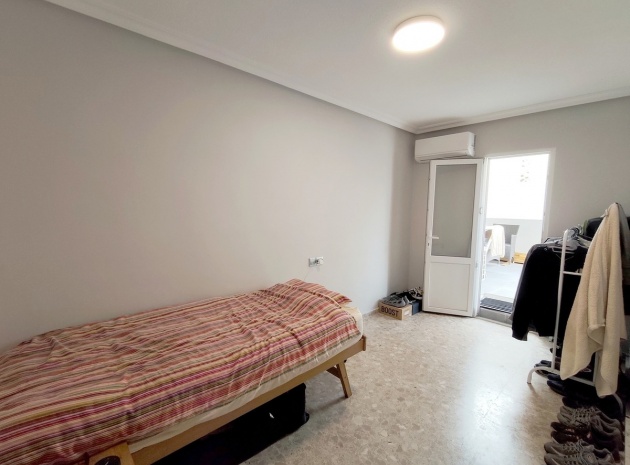 Wiederverkauf - Wohnung - Torrevieja - La Mata