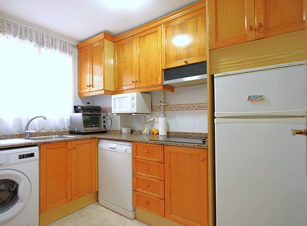 Återförsäljning - Lägenhet - Torrevieja - Torrevieja Centro