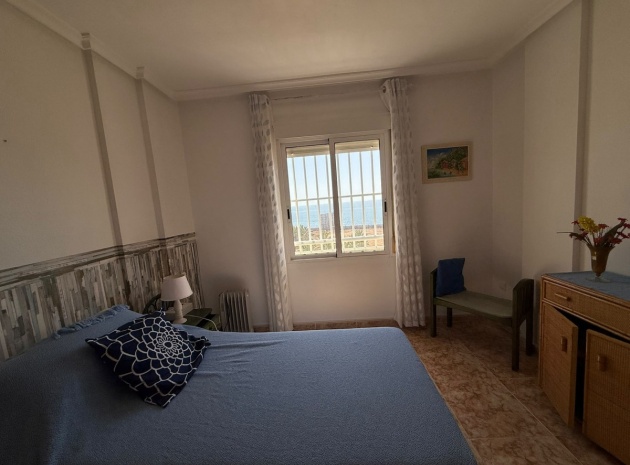 Resale - Apartment - Torrevieja - Playa De Los Locos