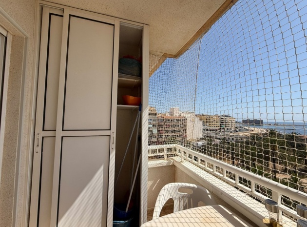 Resale - Apartment - Torrevieja - Playa De Los Locos
