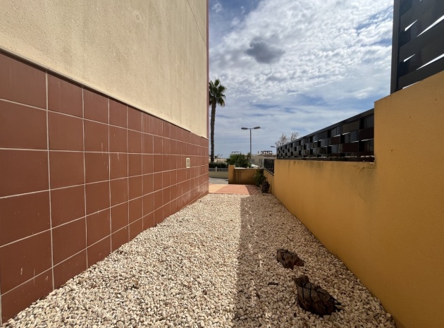 Resale - Apartment - Algorfa