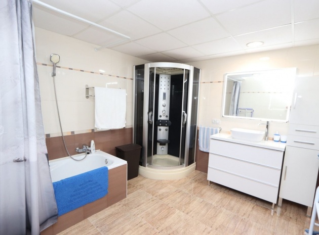 Resale - Villa - Orihuela - La Florida