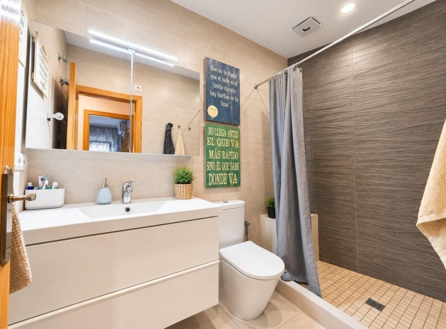 Resale - Apartment - Pilar de la Horadada - Pilar de la Horadada Centro