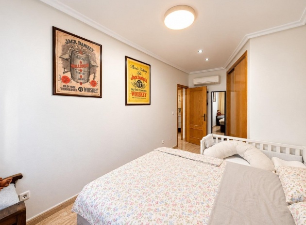 Resale - Apartment - Pilar de la Horadada - Pilar de la Horadada Centro