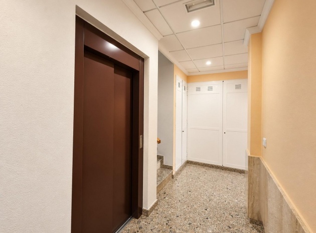 Resale - Apartment - Pilar de la Horadada - Pilar de la Horadada Centro